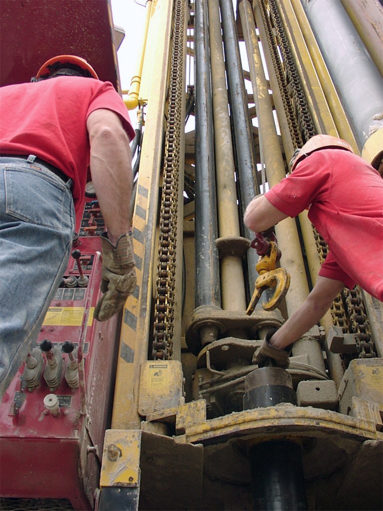 Drilling water well